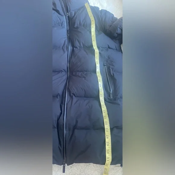 Aritzia TNA The Super Puff₂O™ Mid - Picture 7 of 16